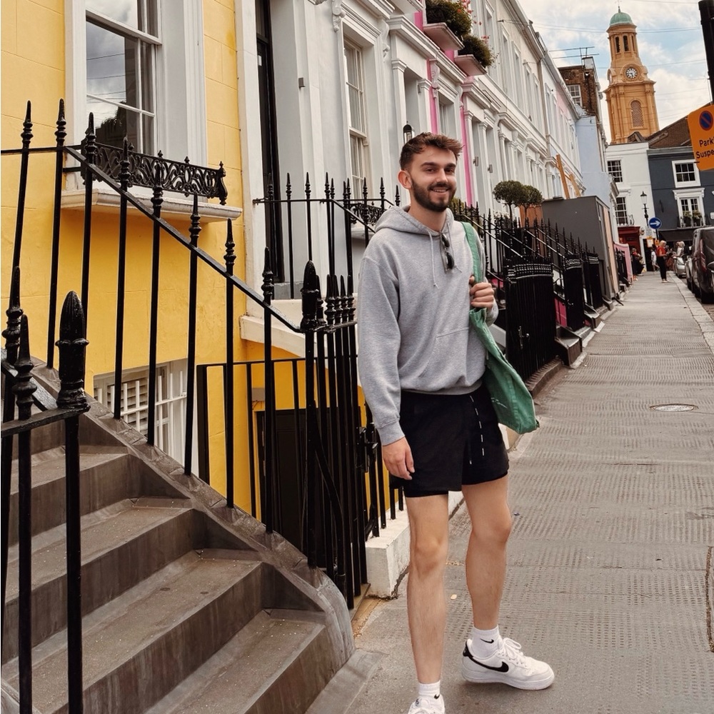 Meet your Posher, Liam